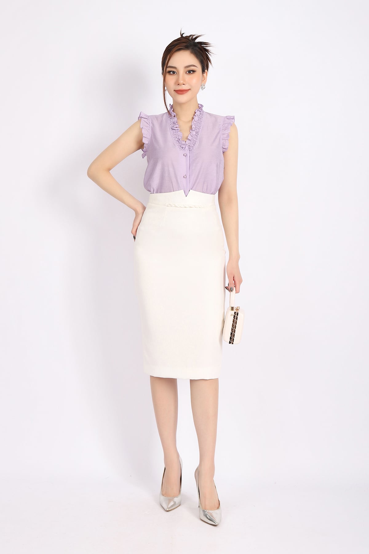 FAS33364 - Áo kiểu công sở vải thô dáng suông cổ tay phối bèo tạo kiểu cài cúc ngọc trai - PANTIO