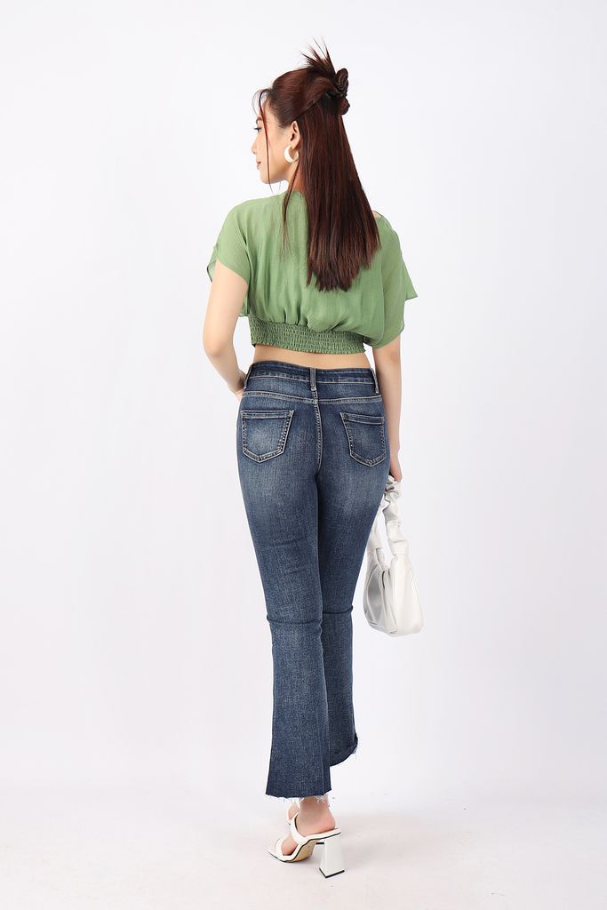 FAS33468 - Áo kiểu công sở vải tơ dáng croptop cạp eo vai chờm tay liền - PANTIO