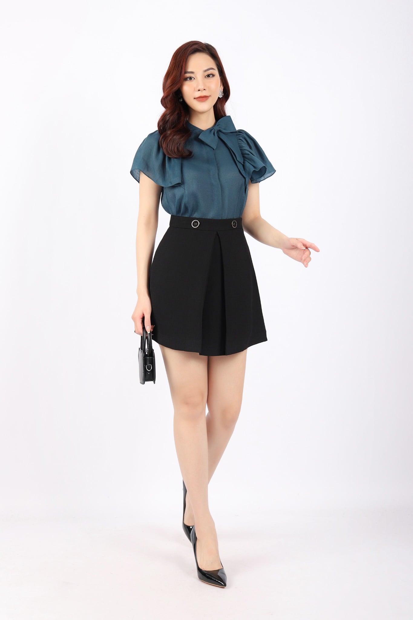 FAS33480 - Áo kiểu công sở vải tơ dáng suông cổ đính nơ trang trí tay bèo cánh tiên tạo kiểu - PANTIO