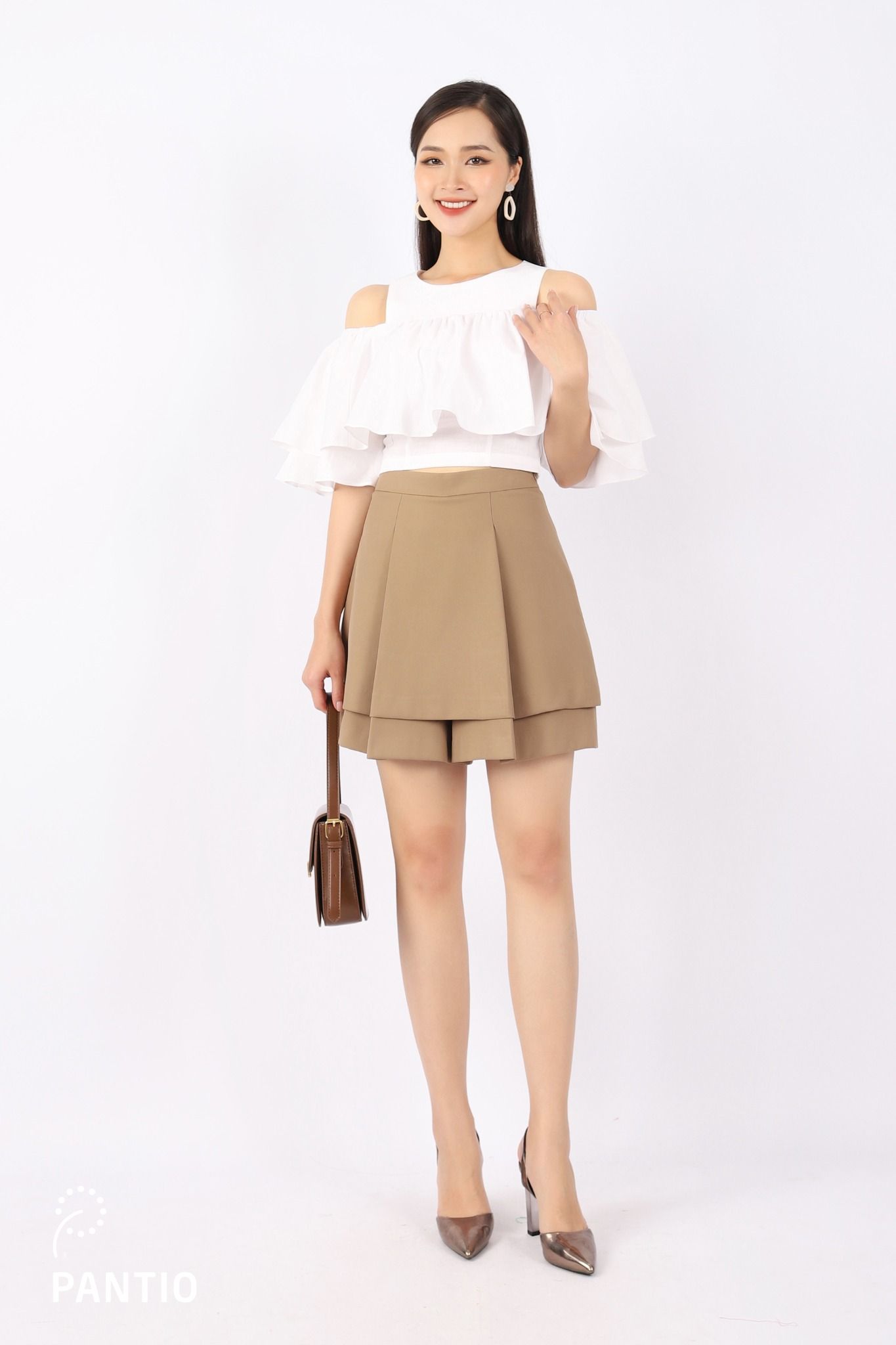 FAS33491 - Áo kiểu dạo phố vải linen dáng croptop vai cut- PANTIO