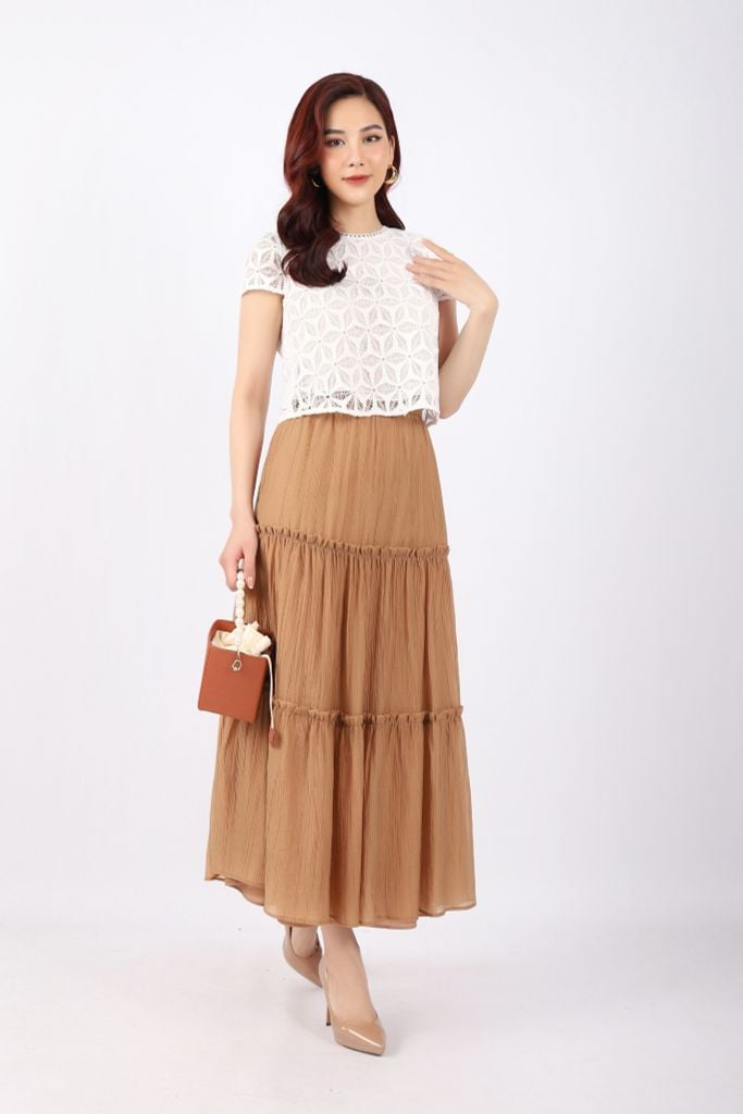 FAS33536 - Áo kiểu công sở vải ren dáng croptop cổ tròn tay cộc - PANTIO