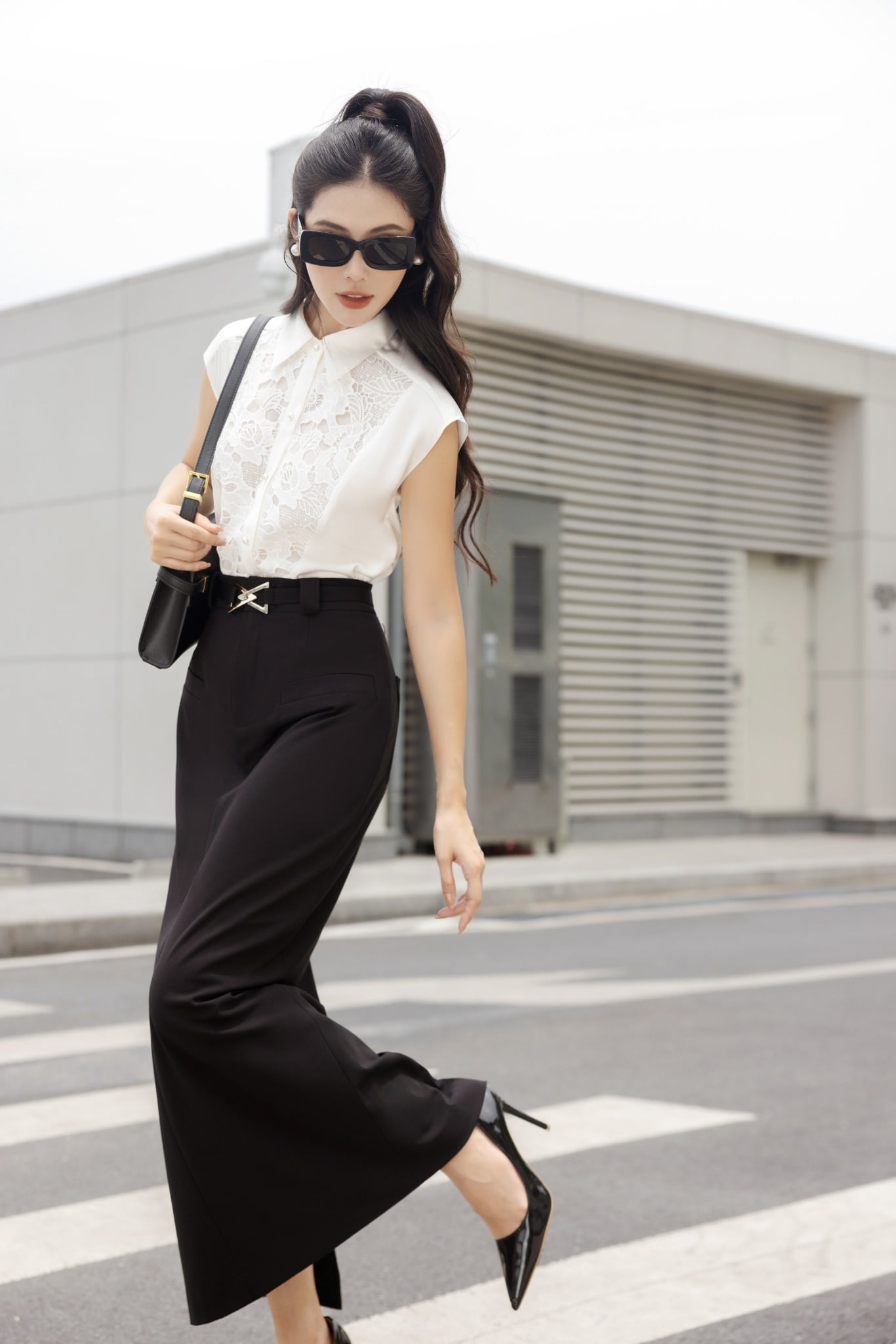 FJD51136 - Chân váy công sở vải tuytsi dáng bút chì có lót habutai thân phối nẹp túi trang trí kèm đai tạo kiểu - PANTIO