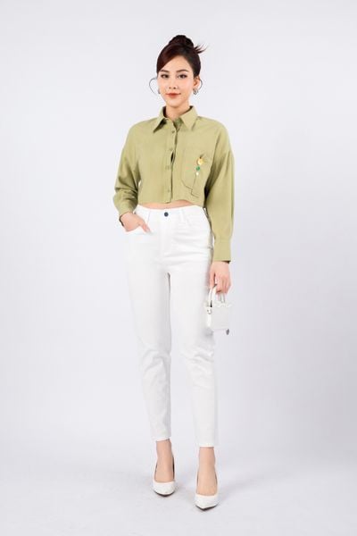 FAS33630 - Áo sơ mi dạo phố vải thô đũi dáng croptop cổ đức phối túi ngực đính cúc màu trang trí - PANTIO