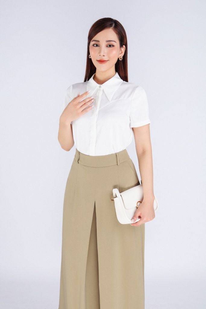 FAS33641 - Áo sơ mi công sở vải lụa bóng dáng suông cổ đức thân nối cầu ngực trang trí - PANTIO
