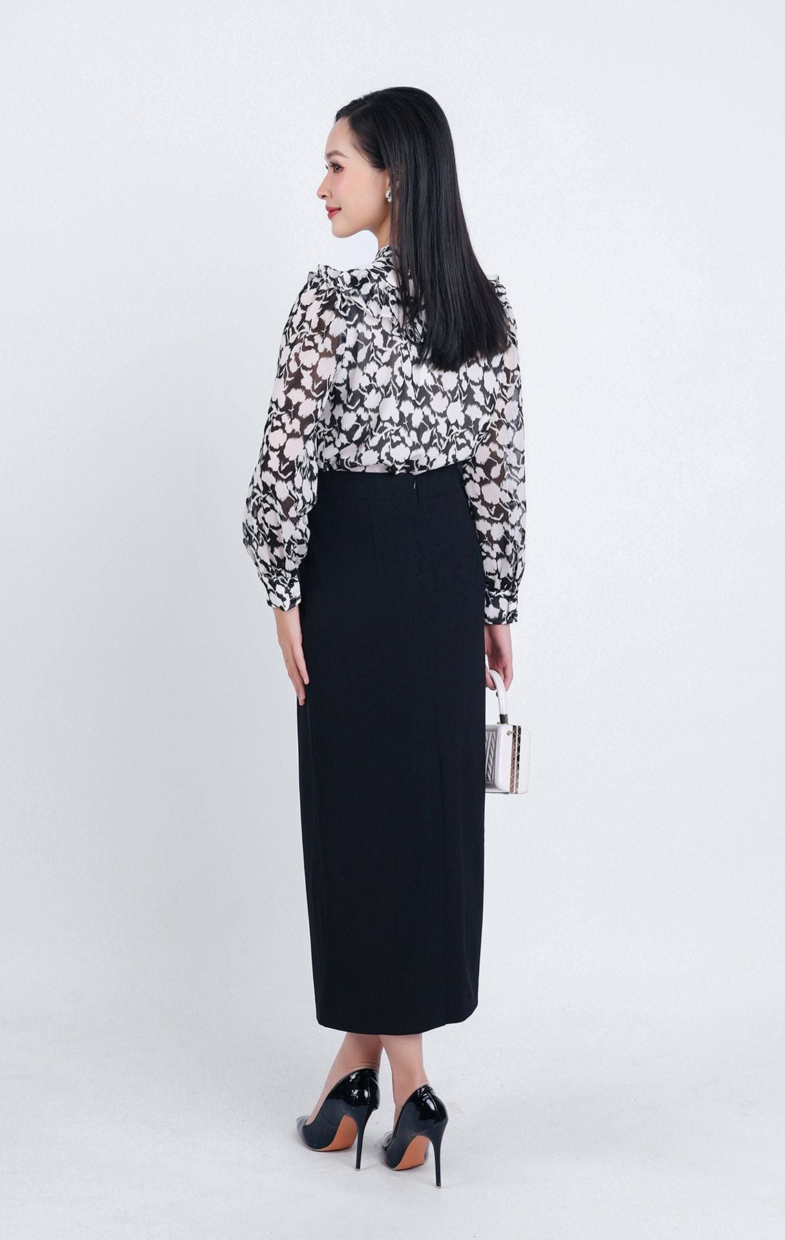 FAS33668 - Áo sơ mi công sở vải Chifon mỏng hai lớp cổ tròn xẻ vai áo phói bèo xếp ly tay bồng nhẹ - PANTIO