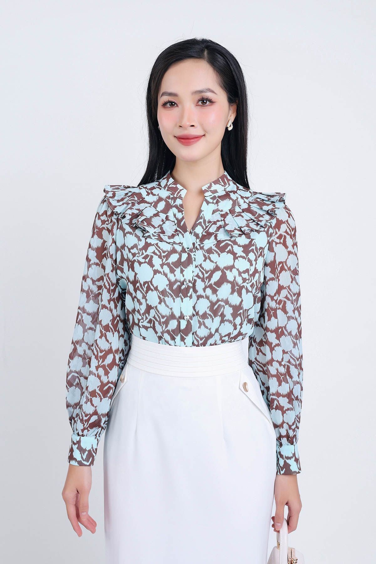 FAS33668 - Áo sơ mi công sở vải Chifon mỏng hai lớp cổ tròn xẻ vai áo phói bèo xếp ly tay bồng nhẹ - PANTIO