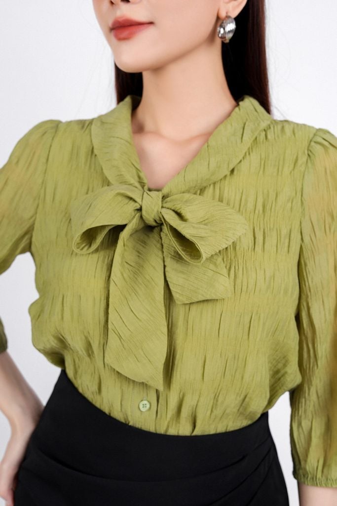 FAS33672 - Áo sơ mi công sở vải tơ hai lớp lót chifon dáng suông cổ chữ V phối vạt thắt nơ tạo kiểu tay lửng bo chun tay áo - PANTIO