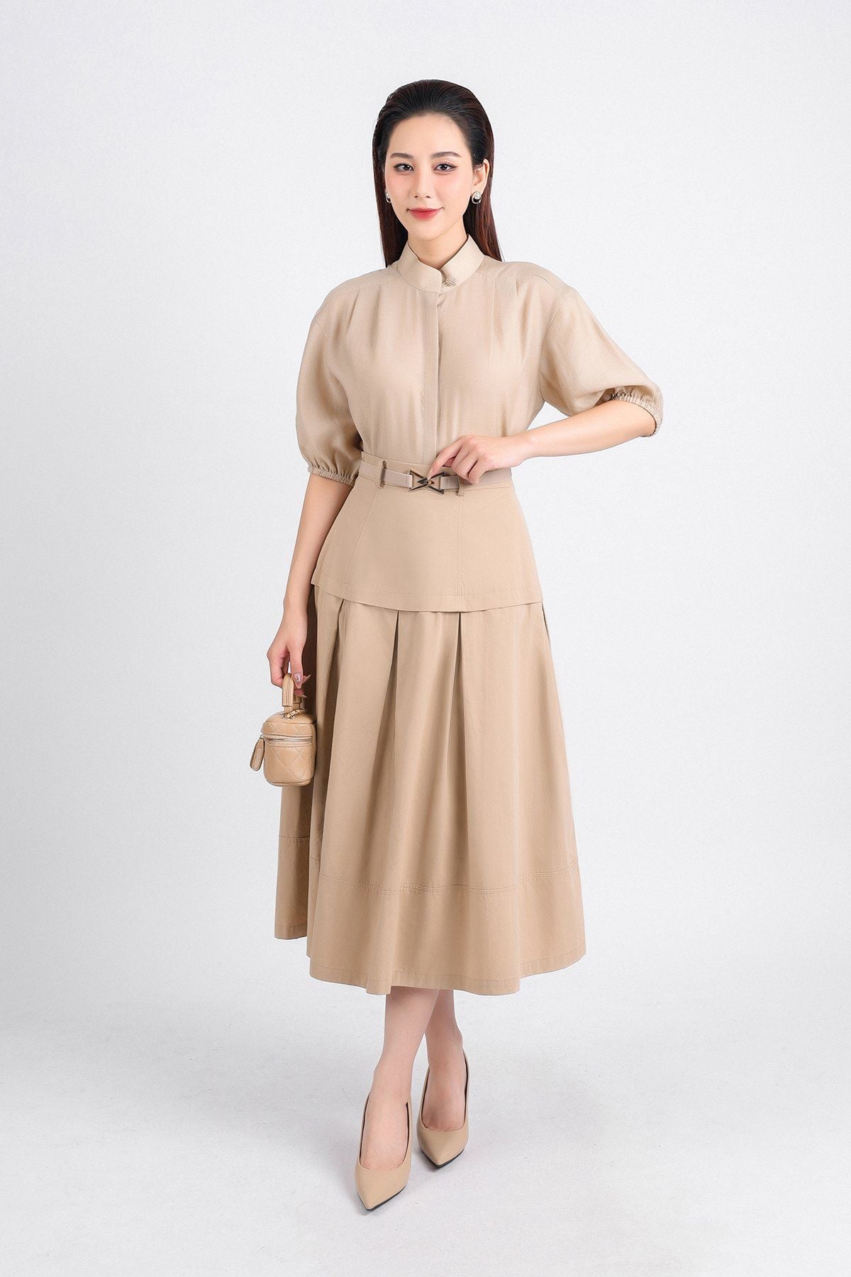 FJD51131 - Chân váy công sở vải Kaki dáng A dài hai lớp lót vải boi eo đáp cạp bản to thân váy xếp ly kèm đai lưng chun khoá thân sau - PANTIO