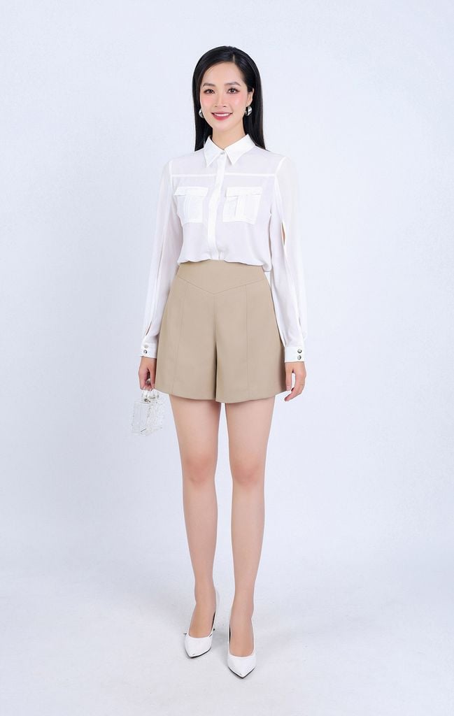 FAS33742 - Áo sơ mi công sở vải tằm dáng suông cổ đức tay áo xẻ tạo kiểu có túi áo ngực trang trí - PANTIO