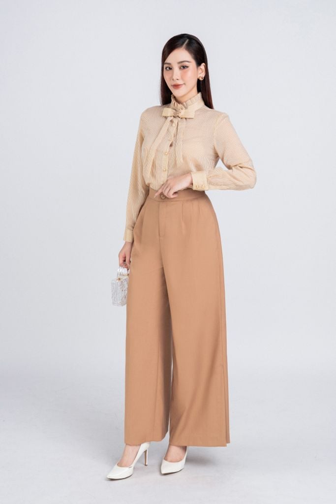 FAS33748 - Áo sơ mi công sở vải tơ kẻ sọc dáng suông cổ xếp ly có nơ đính áo tạo kiểu - PANTIO