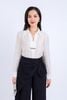 FAS33763 - Áo sơ mi công sở vải thô mỏng dáng suông cổ đức xẻ chữ V sâu thân áo đính phụ kiện kim loại trang trí - PANTIO