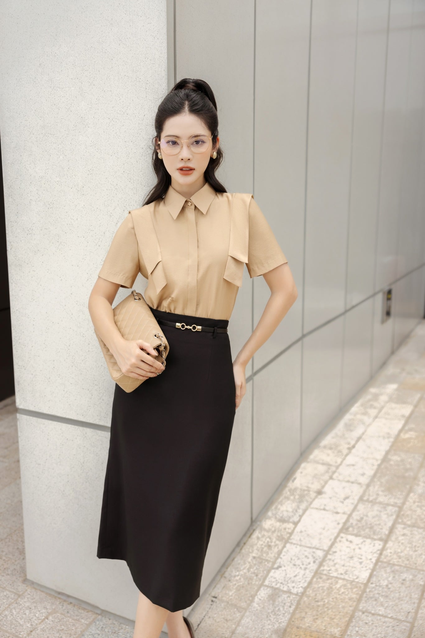 FAS33765 - Áo kiểu công sở vải tơ dáng suông cổ đức thân phối bèo tạo kiểu - PANTIO