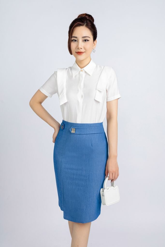 FJD5665 - Chân váy công sở vải denim dáng bút chì cạp phối đai đính cúc trang trí khoá thân sau - PANTIO
