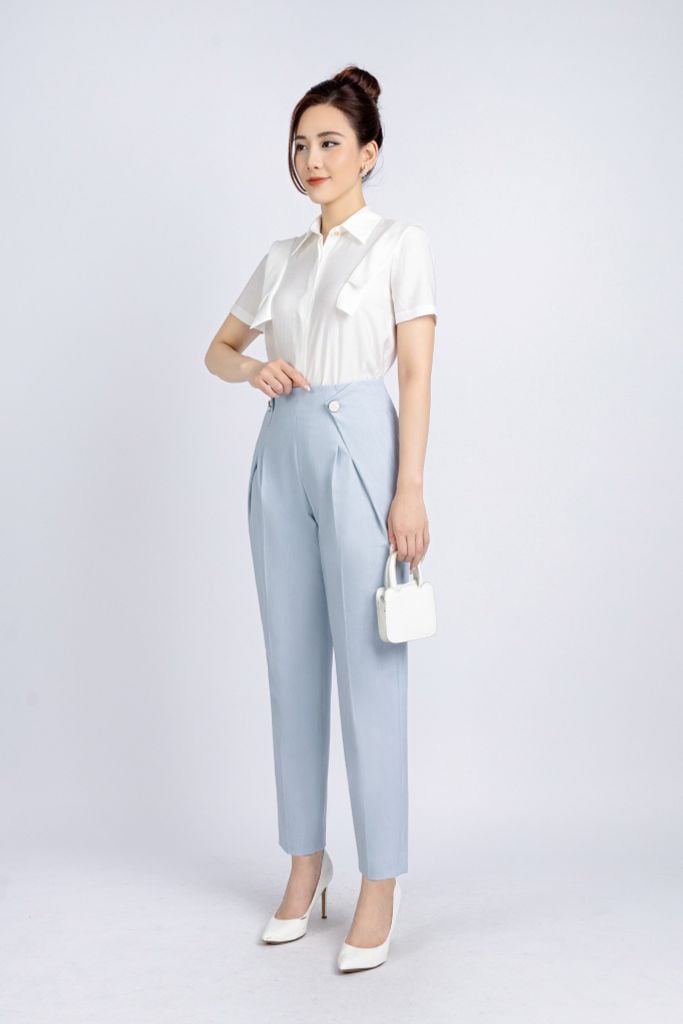 FQD51115 - Quần công sở vải denim dáng baggy hông phối vạt đính khuy tạo kiểu khoá thân sau - PANTIO