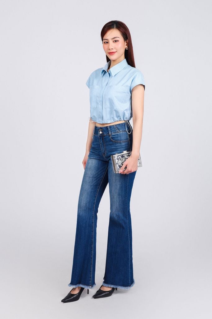 FAS33779 - Áo sơ mi công sở vải thô mỏng dáng croptop cổ đức eo rút thun tạo kiểu cài khuy trước - PANTIO