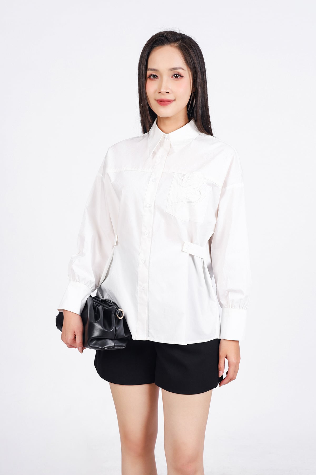 FAS33879 - Áo sơ mi công sở vải thô kate dáng suông cổ đức có túi ngực đính hoa 3D thời trang - PANTIO