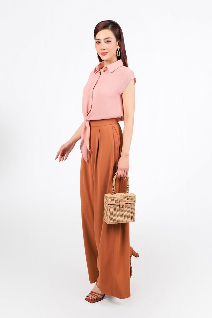 FAS34016 - Áo sơ mi công sở vải thô mỏng dáng croptop cổ đức tay chờm gấu phối vạt thắt eo tạo kiểu - PANTIO