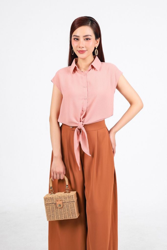 FAS34016 - Áo sơ mi công sở vải thô mỏng dáng croptop cổ đức tay chờm gấu phối vạt thắt eo tạo kiểu - PANTIO
