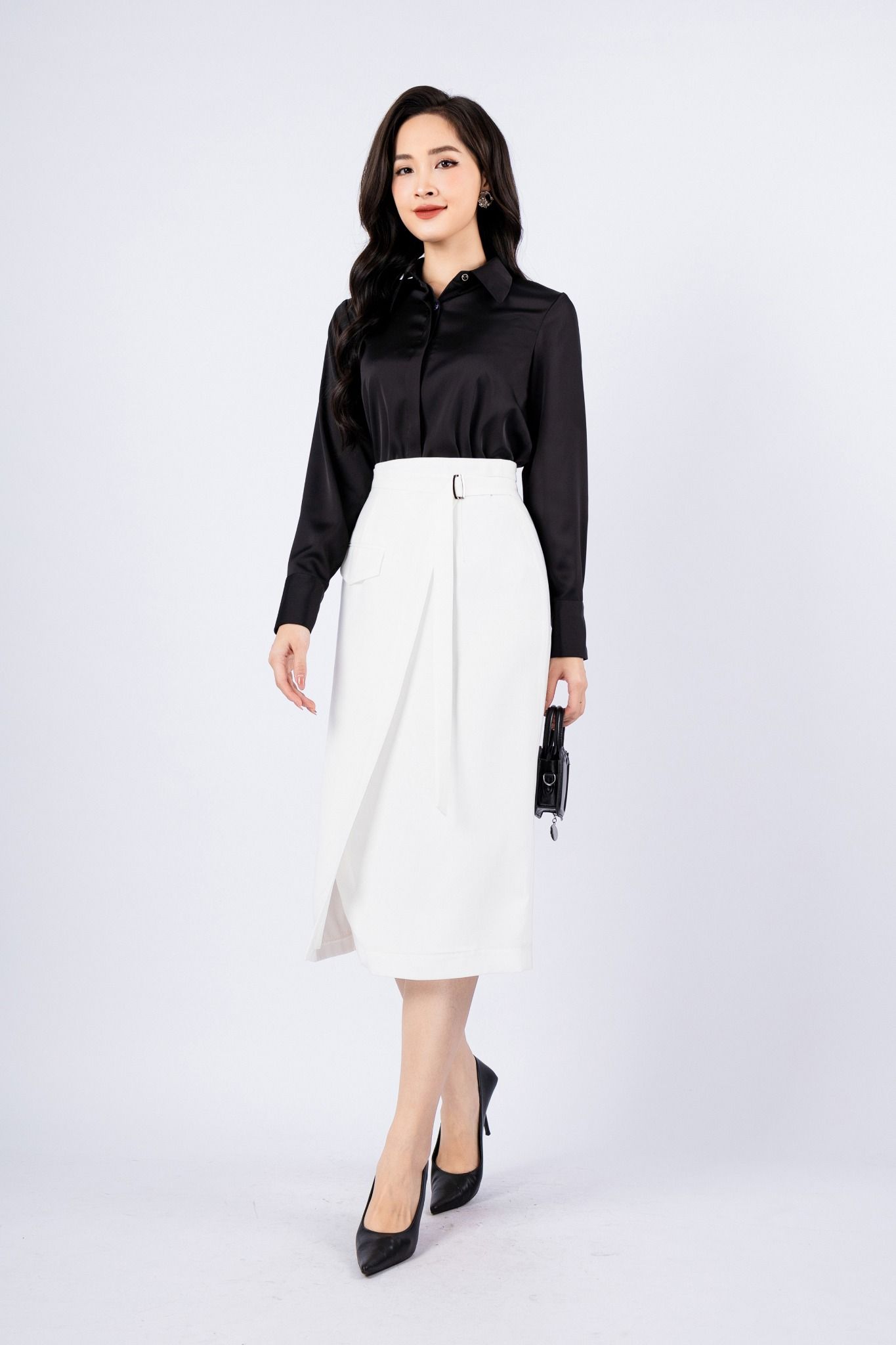 BJD13017 - Chân váy công sở vải tuytsi dáng bút chì có lót vải habutai vạt lệch phối đai tạo kiểu khóa thân sau - PANTIO