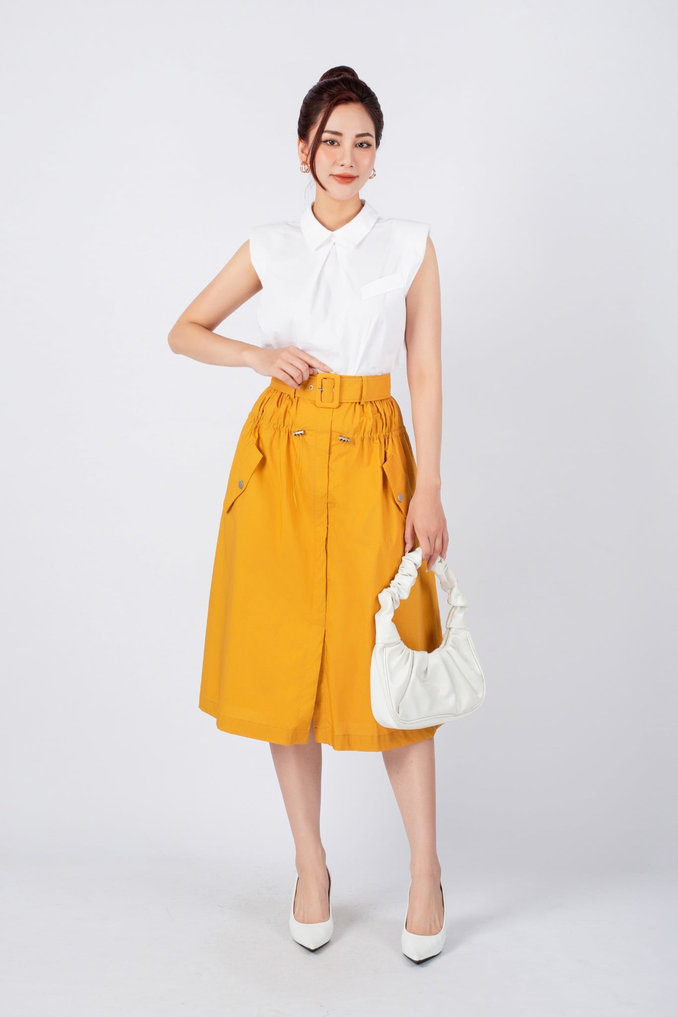 FJD51110 - Chân váy dạo phố vải thô kate dáng A có lót vải habutai cạp chun phối đai trang trí thân rút nhún phối túi bên hông tạo kiểu - PANTIO