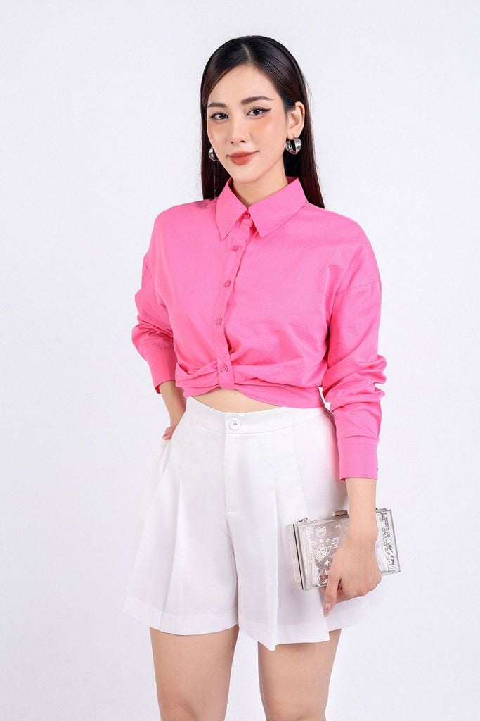 FAS53645 - Áo sơ mi công sở vải thô dáng croptop cổ đức dài tay cài khuy thân trước eo xoắn tạo kiểu - PANTIO
