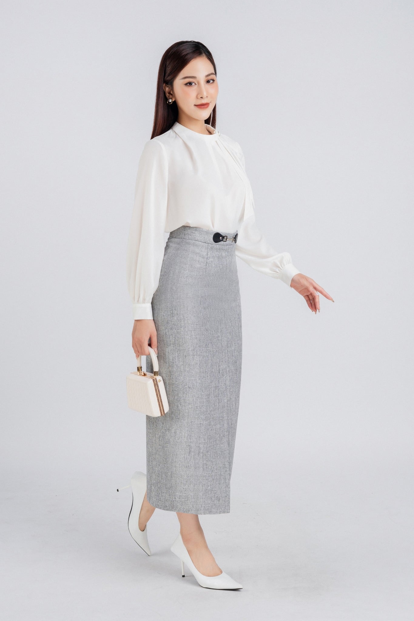 FJD51197 - Chân váy công sở vải thô dày dáng bút chì dài xẻ tà trước phối da + kim loại trang trí khóa thân sau - PANTIO