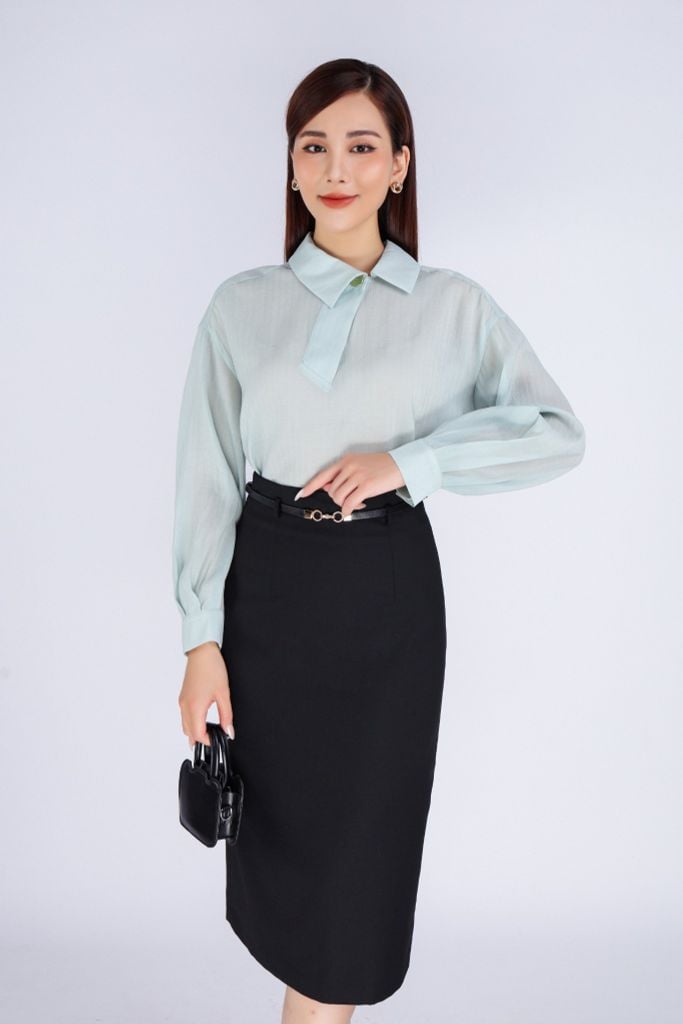 FAS53651 - Áo kiểu công sở vải tơ dáng suông cổ đức vạt lệch vai chờm tay cánh rơi - PANTIO