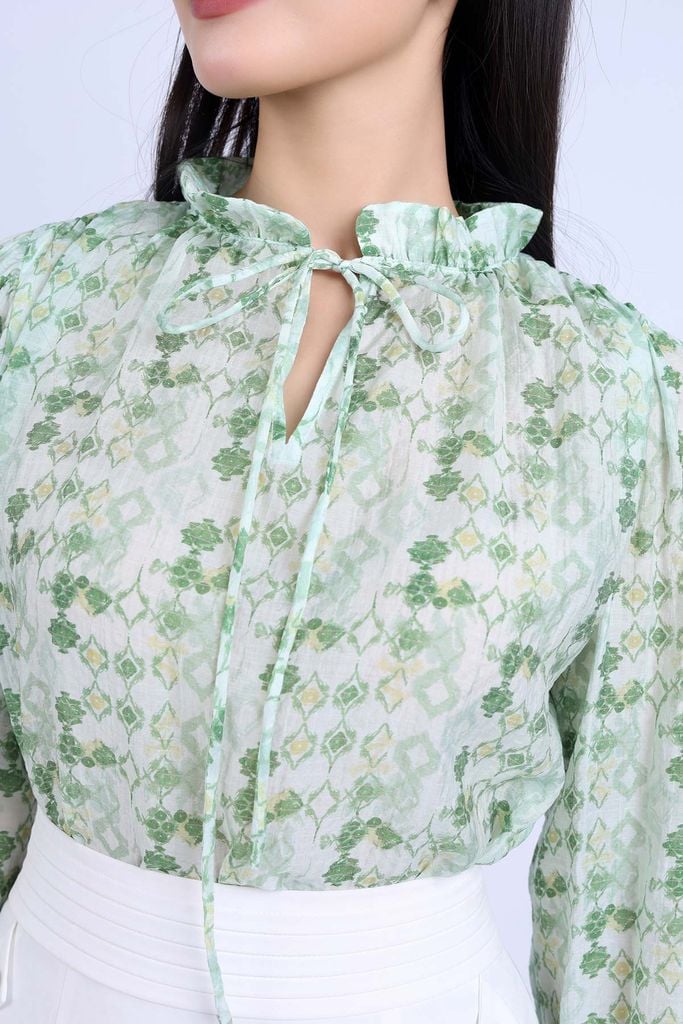 FAS53663 - Áo sơ mi công sở vải tơ hoa dáng suông cổ kiểu xếp ly phối dây nơ tay áo xoè bo chun - PANTIO