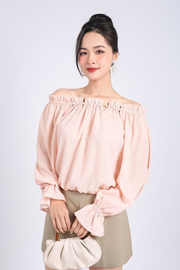 FAS53784 - Áo sơ mi công sở vải chiffon xốp dáng suông trễ vai phối chun co giãn tay dài bồng nhẹ có bo chun cổ tay - PANTIO