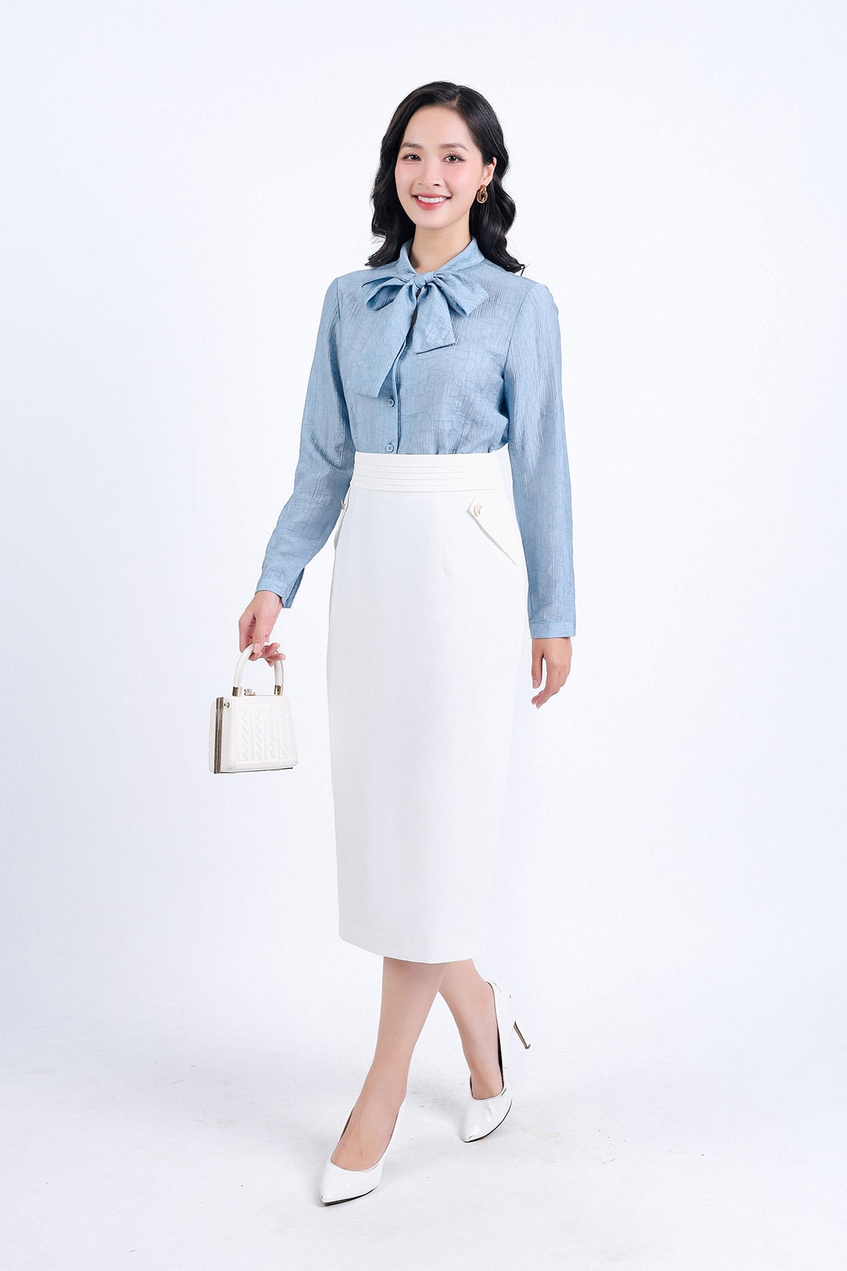 FAS53787 - Áo sơ mi công sở vải thô mỏng dáng suông cổ kiểu phối dây nơ dài tay - PANTIO