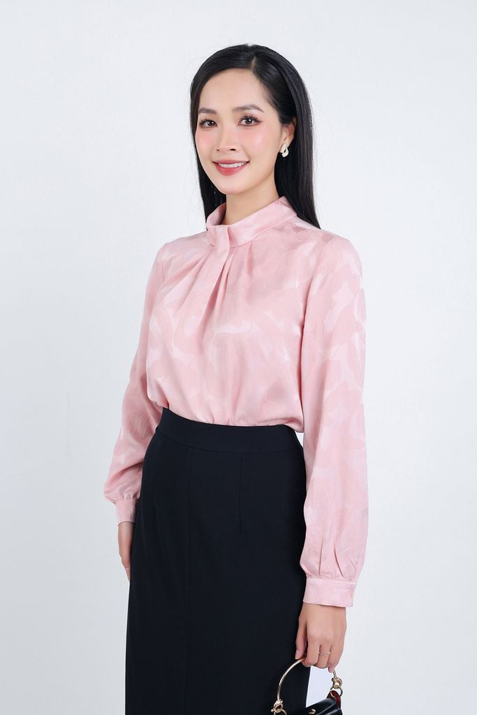 FAS53810 - Áo sơ mi công sở vải lụa cát dáng suông cổ kiểu vặn nhúm tay dài - PANTIO