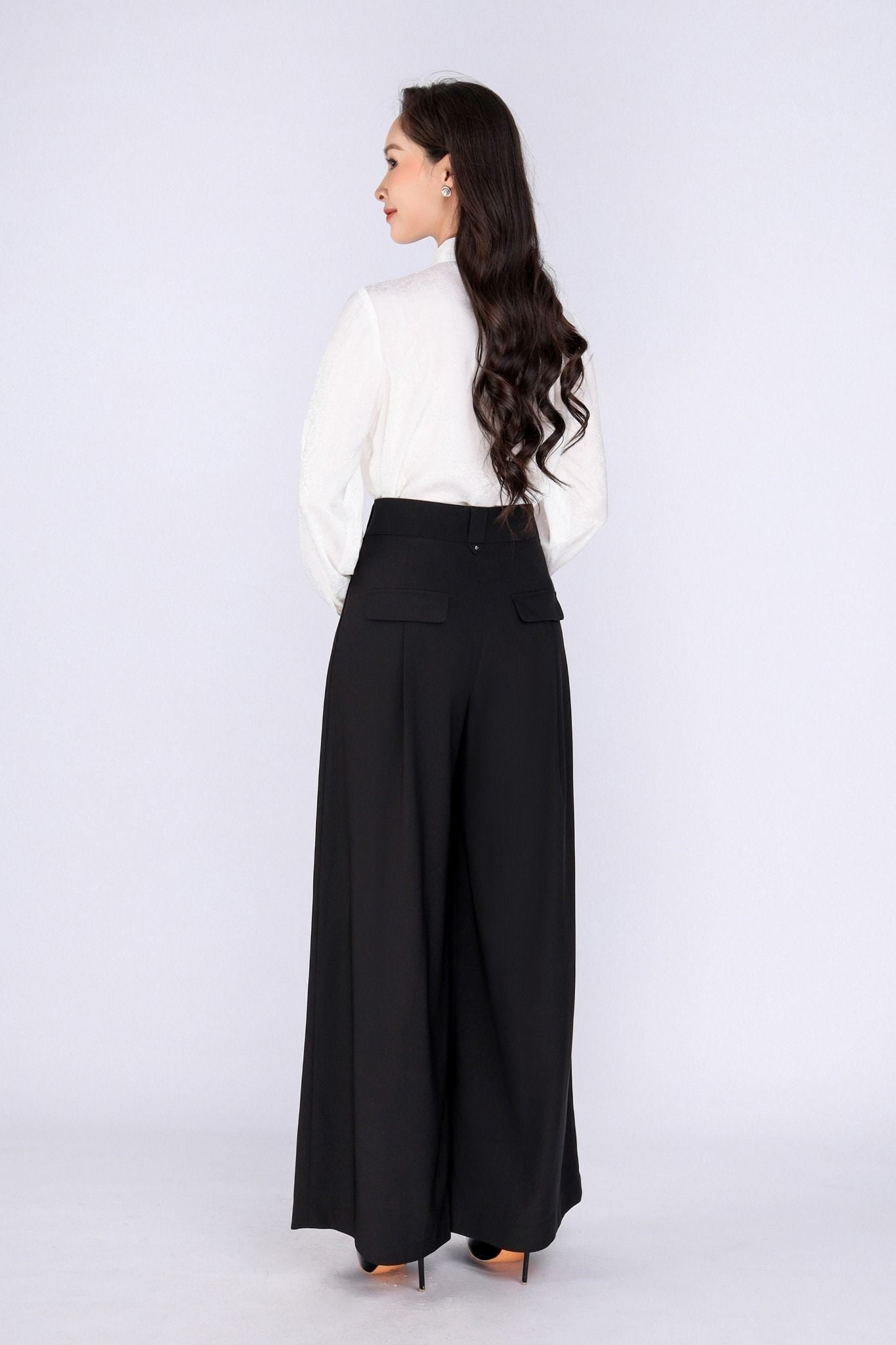 FQD51098 - Quần công sở vải thô dáng suông ống rộng cạp phối đỉa tạo kiểu thân sau có nắp túi trang trí - PANTIO