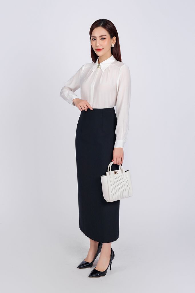 FAS53835 - Áo sơ mi công sở vải tơ dáng suông cổ đức thân áo phối ly bong tạo kiểu kèm cài áo kim loại cao cấp trang trí - PANTIO