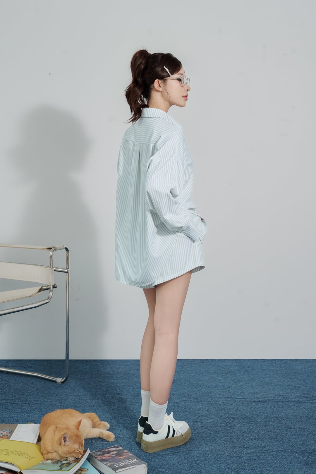 FAS53853 - Áo sơ mi dạo phố vải thô mỏng dáng suông cổ đức , có túi áo ngực trang trí - JAN.