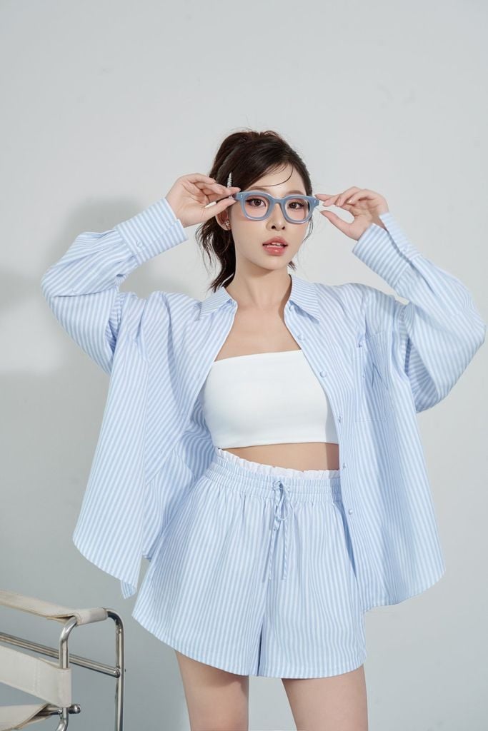 FQN3380 - Quần short dạo phố vải thô mỏng eo phối ren cạp bo chun - JAN.