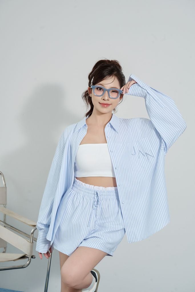 FQN3380 - Quần short dạo phố vải thô mỏng eo phối ren cạp bo chun - JAN.