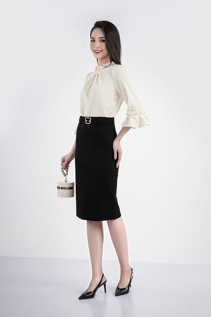 FAS73078 - Áo sơ mi chất liệu Thô, tay và cổ cuốn bèo đính ngọc trai - PANTIO