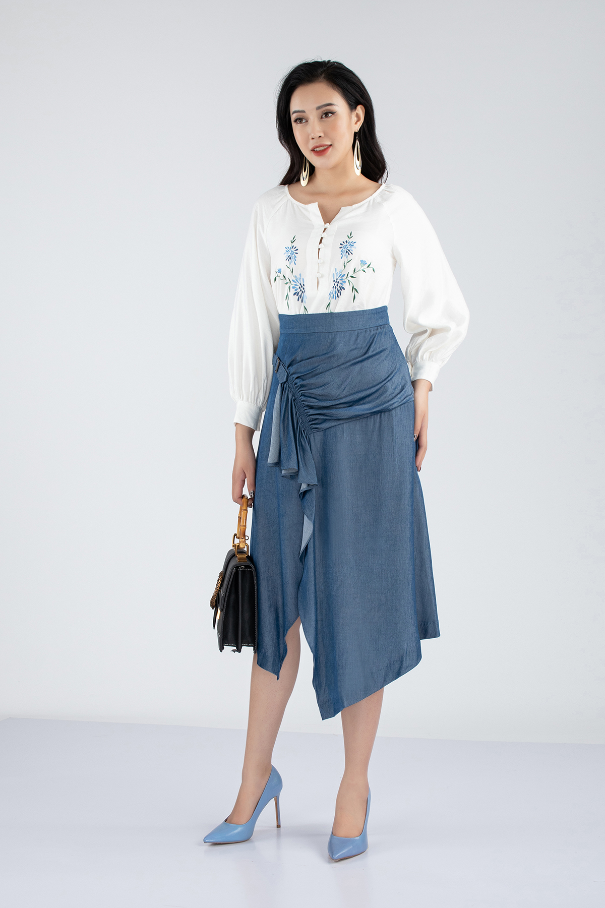 Áo sơ mi chât liệu thô mỏng khuy măng séc tay xếp ly bồng FAS73082 - PANTIO