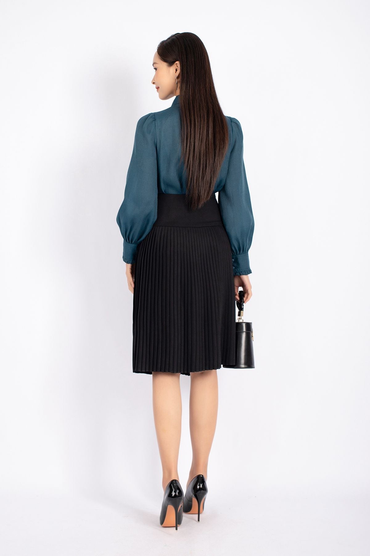 FJD51045 - Chân váy công sở vải thô dáng Xoè cạp liền chân xếp ly phối khuy trang trí khóa thân sau - PANTIO