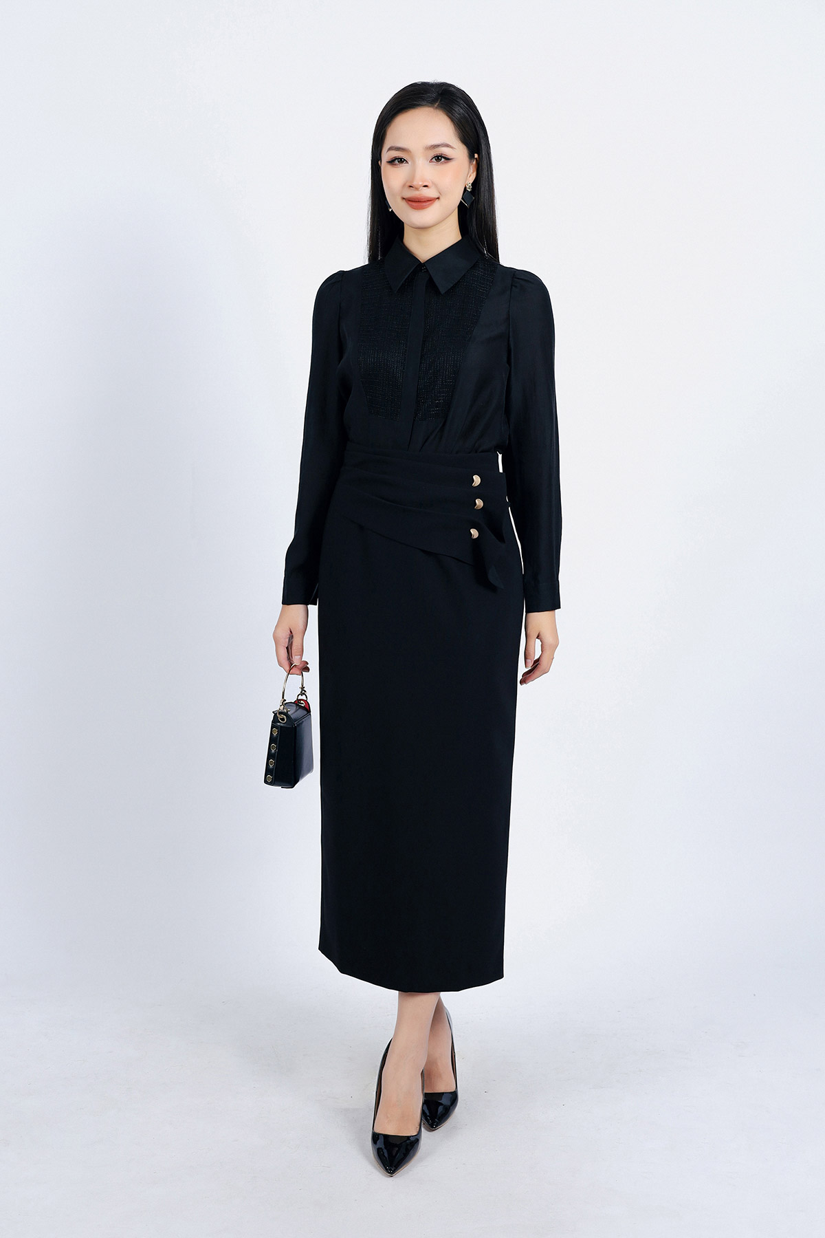 FJD51206 - Chân váy công sở vải tuytsi dáng suông dài thân váy phối vạt nhún đính khuy kim loại trang trí - PANTIO