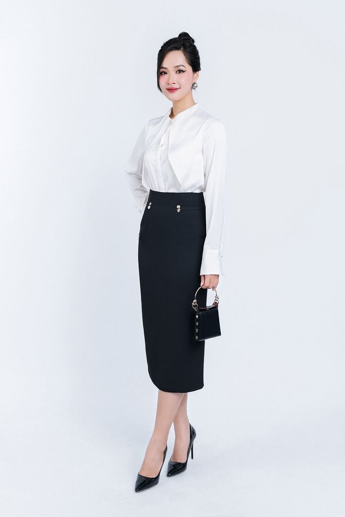 FJD51188 - Chân váy công sở vải thô dáng bút chì thân đính khuy kim loại trang trí khoá thân sau - PANTIO