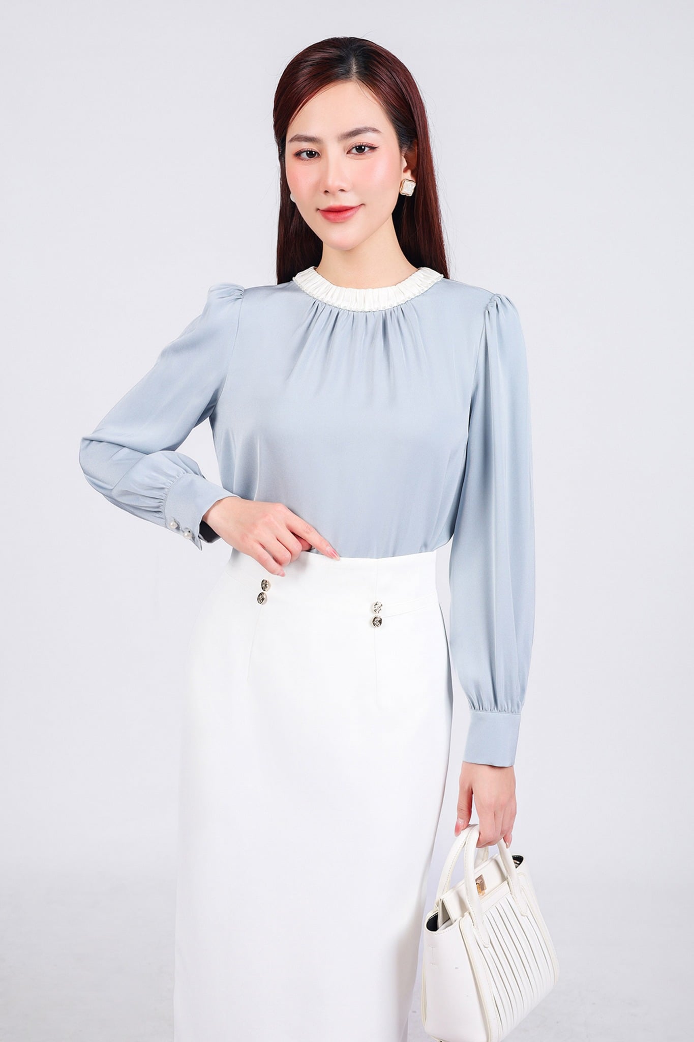 FAS73813 - tylekeo8888 công sở vải lụa tằm dáng suông cổ tròn nhún đính ngọc tạo kiểu tay dài phối măng séc - tỷ lệ kèo 8899