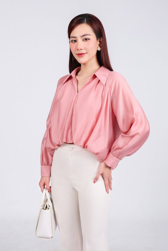 FAS73823 - Áo sơ mi công sở vải tơ dáng sông cổ đức xẻ V gấu xếp nhún tạo kiểu gấu đuôi tôm thời trang - PANTIO