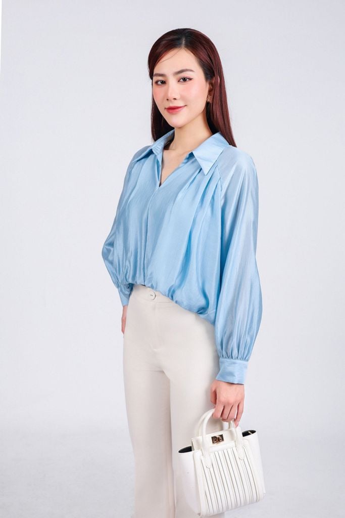 FAS73823 - Áo sơ mi công sở vải tơ dáng sông cổ đức xẻ V gấu xếp nhún tạo kiểu gấu đuôi tôm thời trang - PANTIO