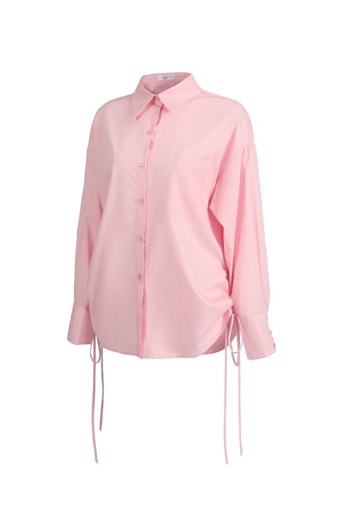 FAS73896 - Áo sơ mi dáng suông, cổ đức, nẹp cài khuy, vai trễ, rút dây buộc eo, túi ốp ngực 1 bên, gấu đuôi tôm, tay dài măng séc cài - JAN.