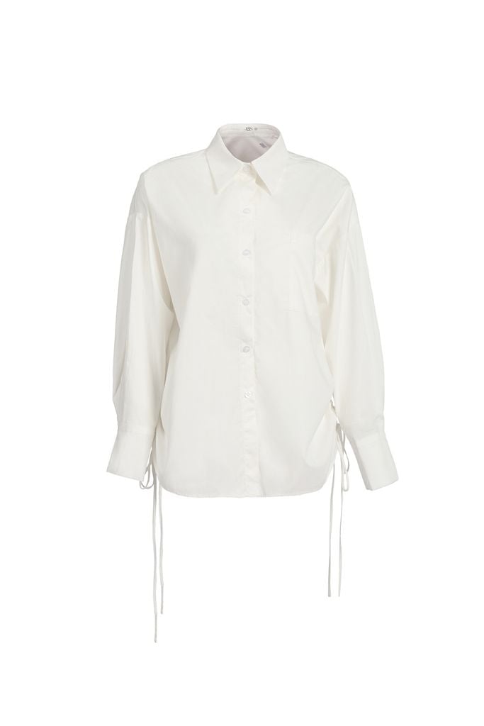 FAS73896 - Áo sơ mi dáng suông, cổ đức, nẹp cài khuy, vai trễ, rút dây buộc eo, túi ốp ngực 1 bên, gấu đuôi tôm, tay dài măng séc cài - JAN.