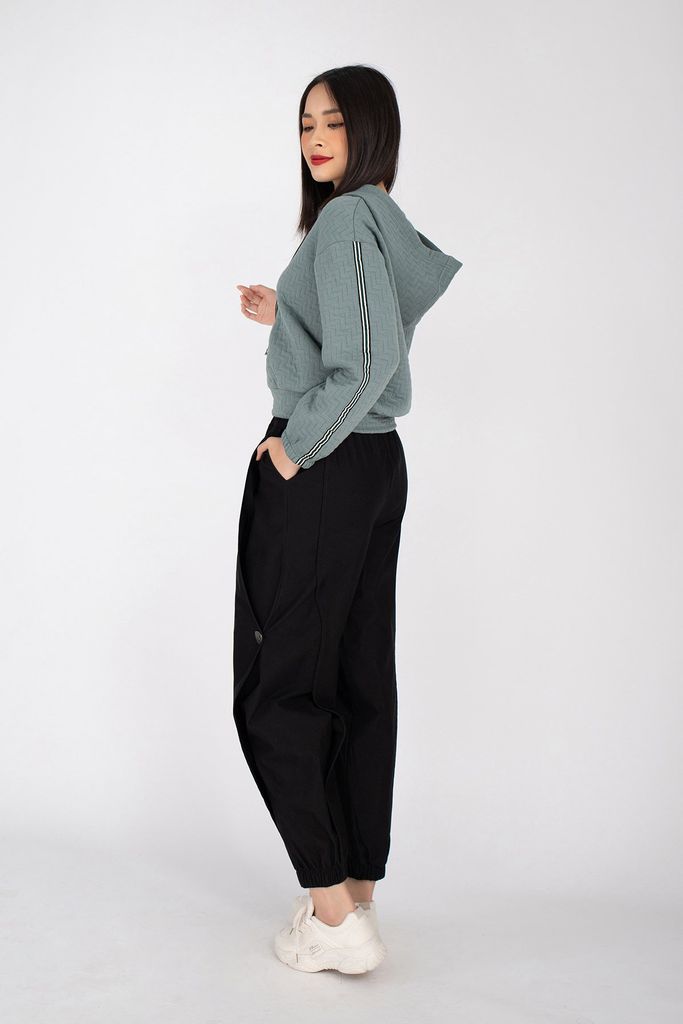 FQD9925 - Quần Jogger chất liệu vải gió cạp chun túi chéo