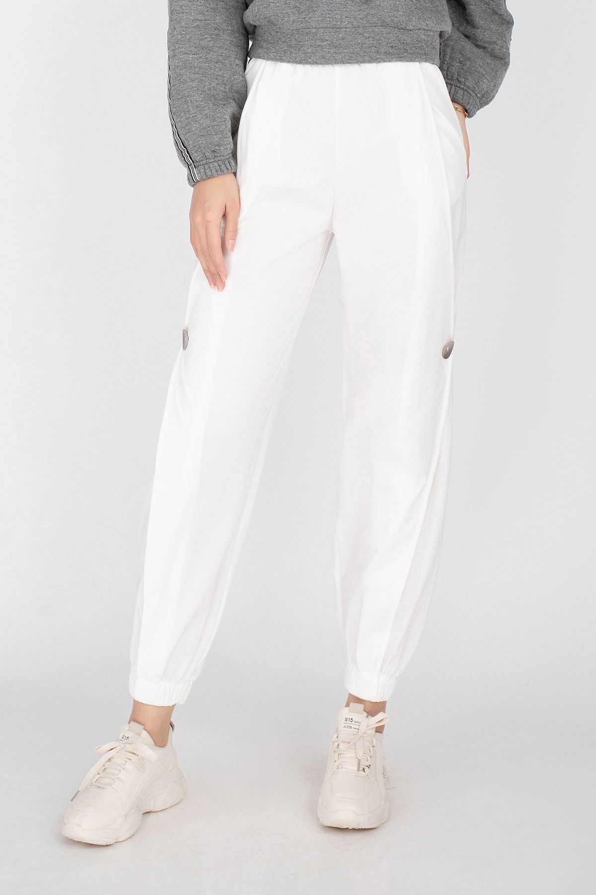 FQD9925 - Quần Jogger chất liệu vải gió cạp chun túi chéo