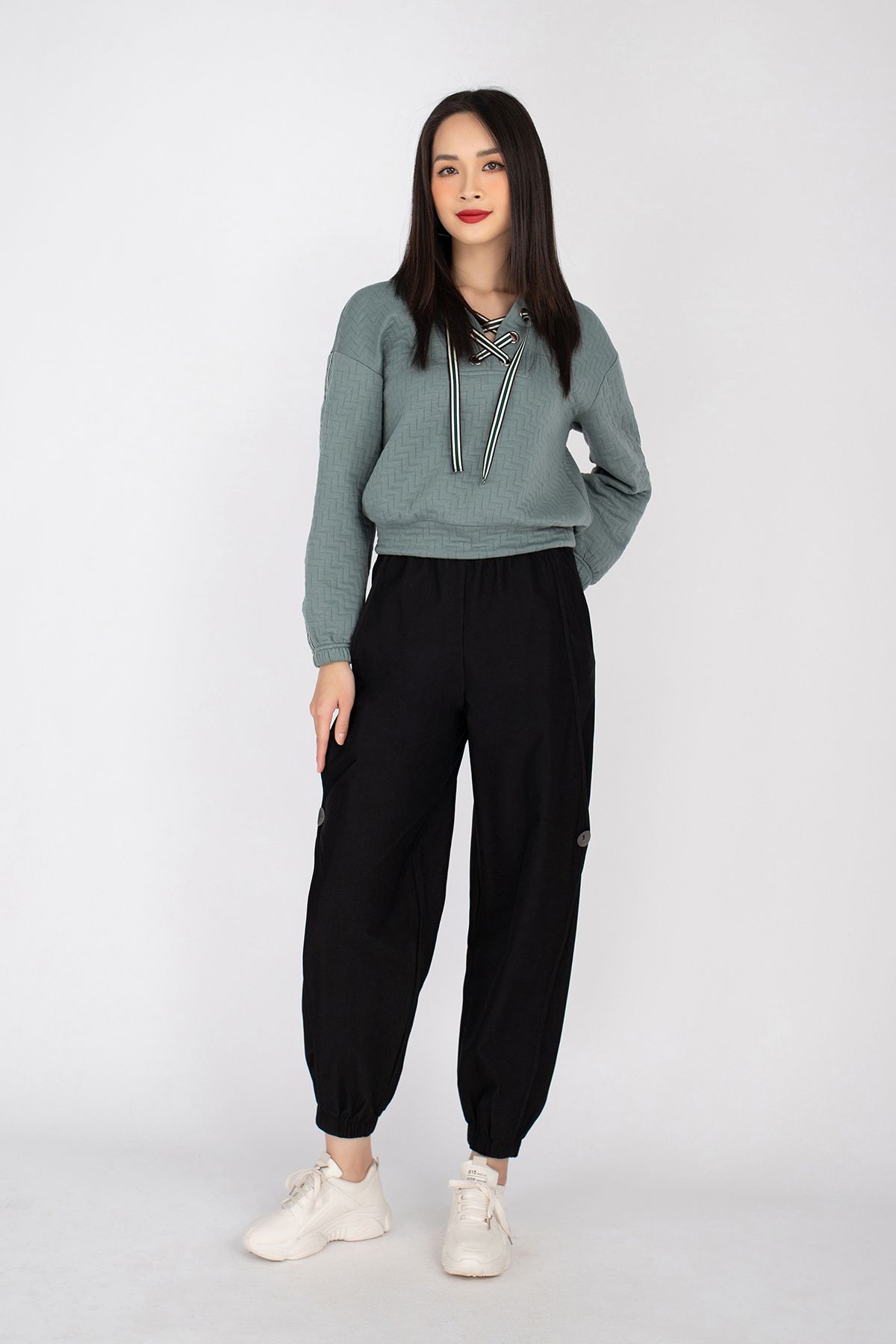 FQD9925 - Quần Jogger chất liệu vải gió cạp chun túi chéo