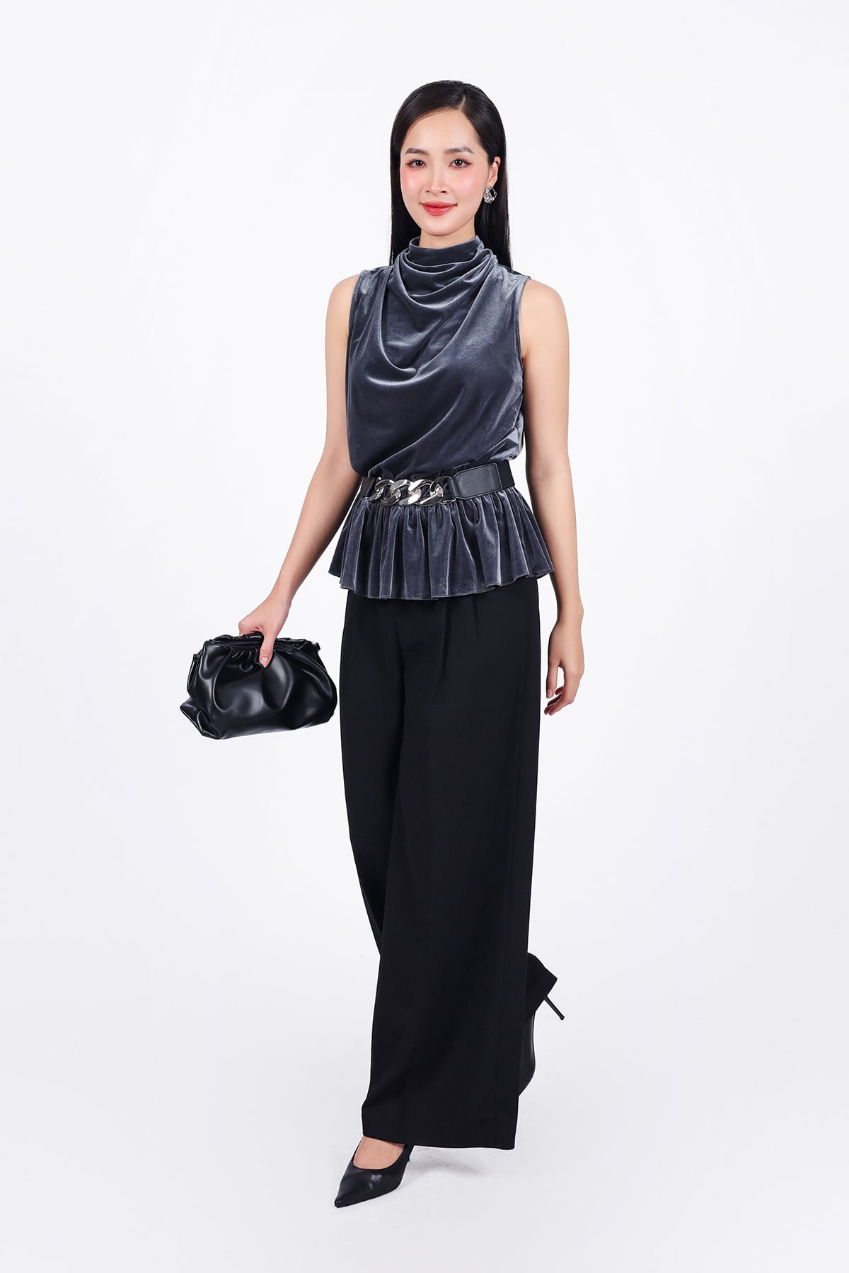 FAS93890 - Áo sơ mi kiểu công sở vải nhung cổ cao không tay eo phối chun co giãn gấu xếp nhún tạo xoè kèm dây đai xích thời trang - PANTIO